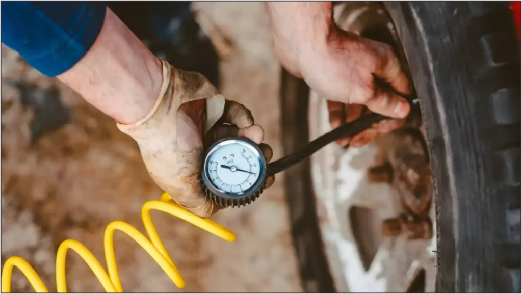 Cara Cek Tekanan Ban Yang Tepat Biar Aman