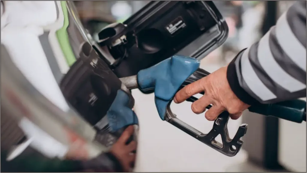 Tips Hemat Bensin Harian Yang Wajib Tahu